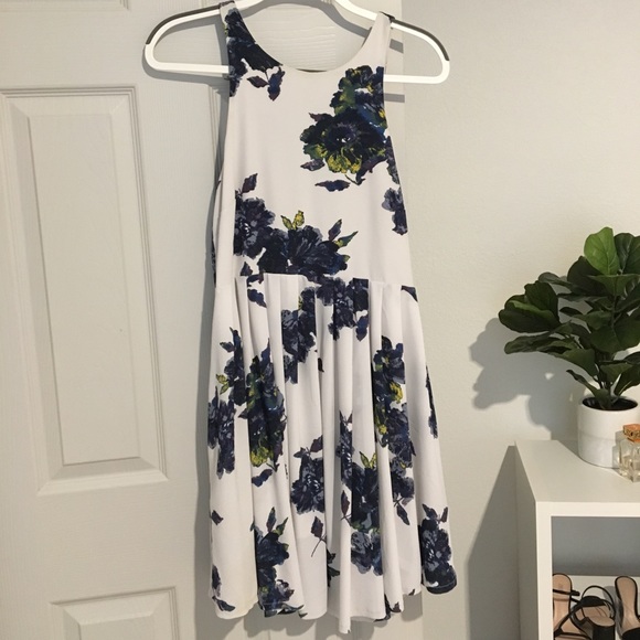 Free People Dresses & Skirts - Free people floral dress